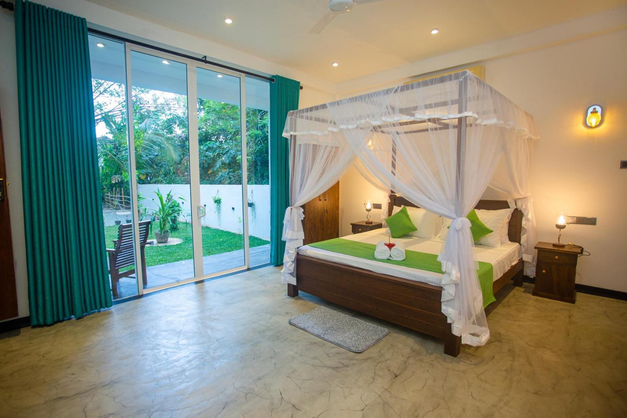 Villa Nine84 Mirissa Matara Exterior foto